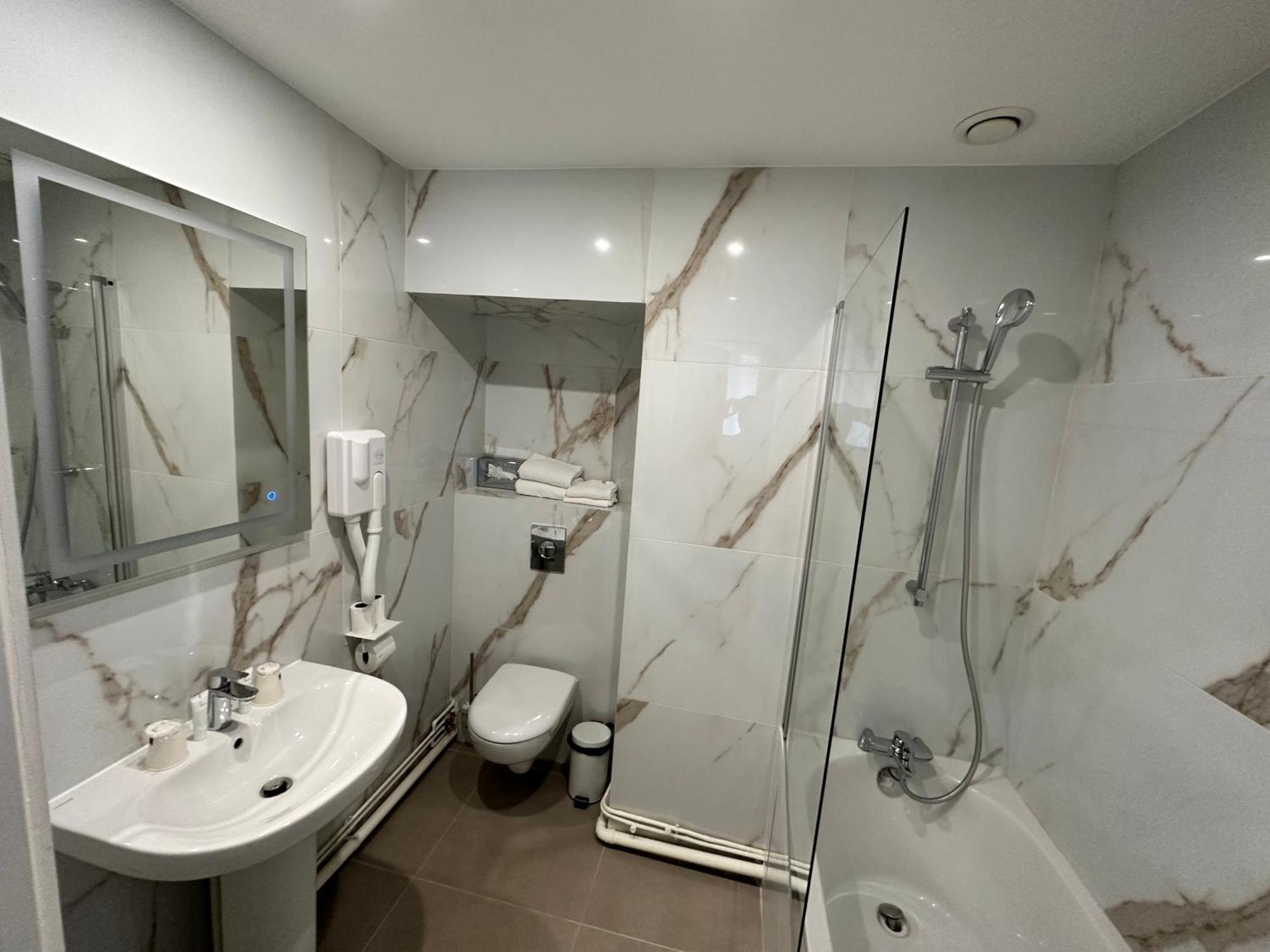 Hotel Riviera Renovated Париж Экстерьер фото